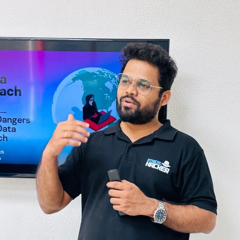 Robin Dsouza